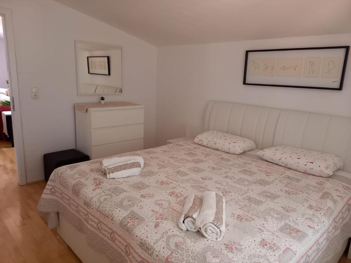 Apartman Marina Sa Parkingom Jelsa  Ngoại thất bức ảnh