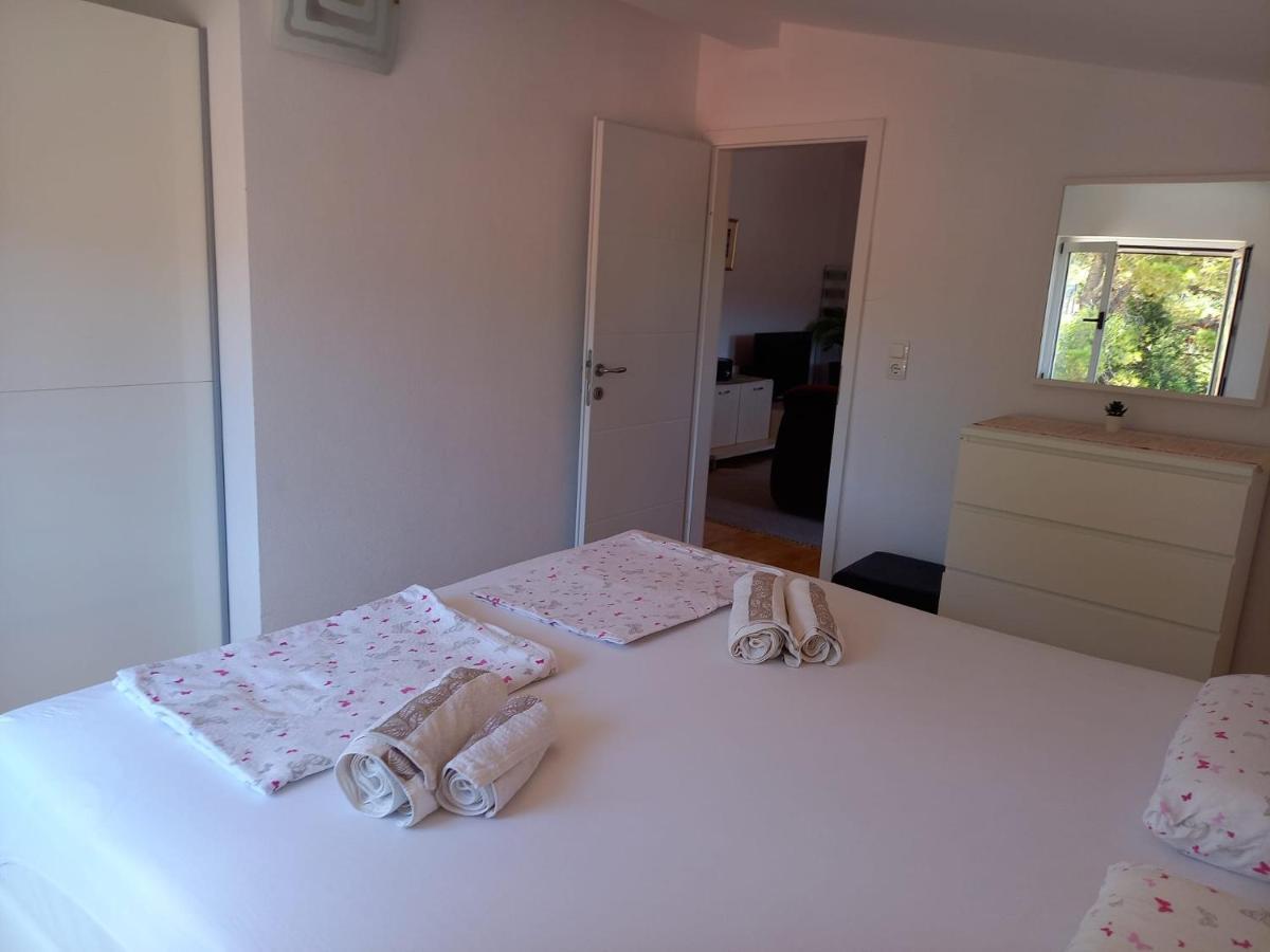 Apartman Marina Sa Parkingom Jelsa  Ngoại thất bức ảnh